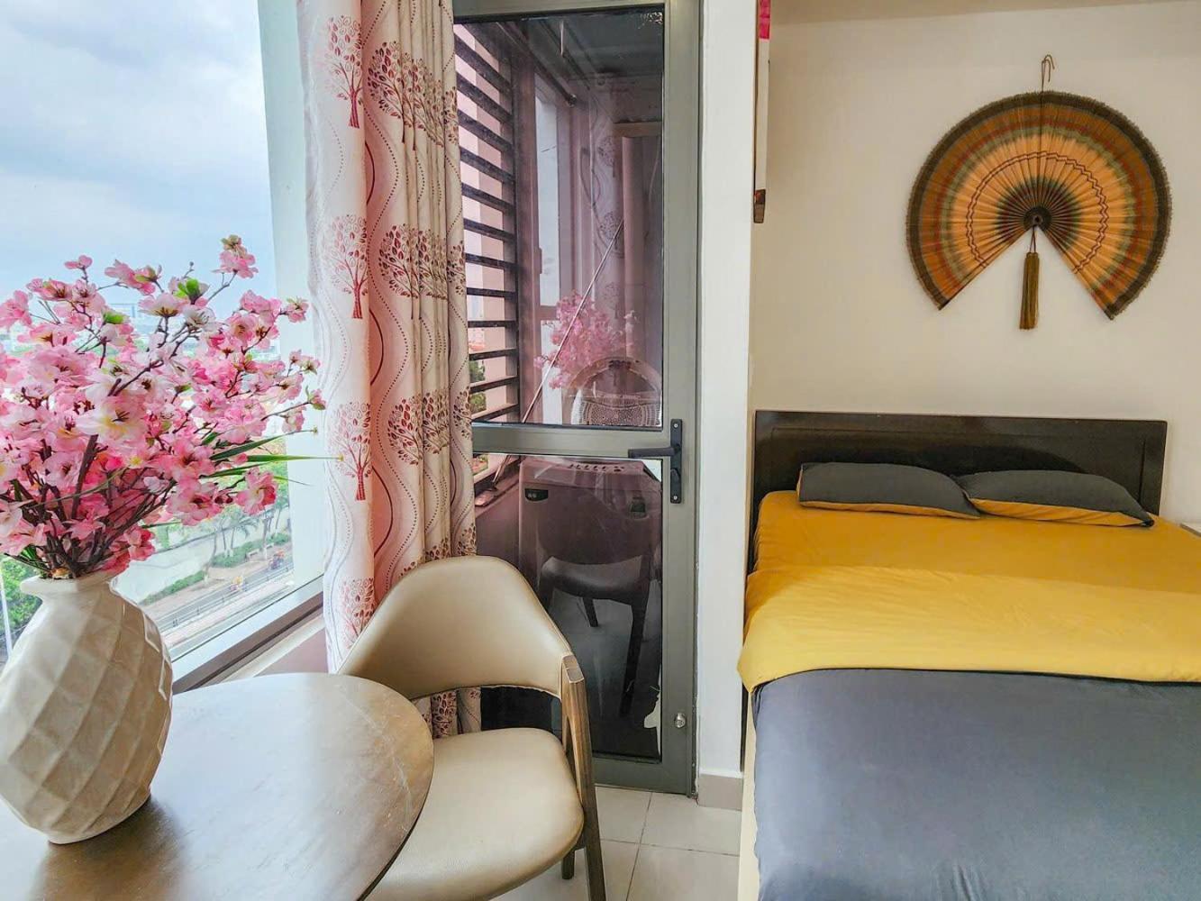 Soho - Saigon Central, 5-min-to-bui Vien Street Apartment Ho Chi Minh City